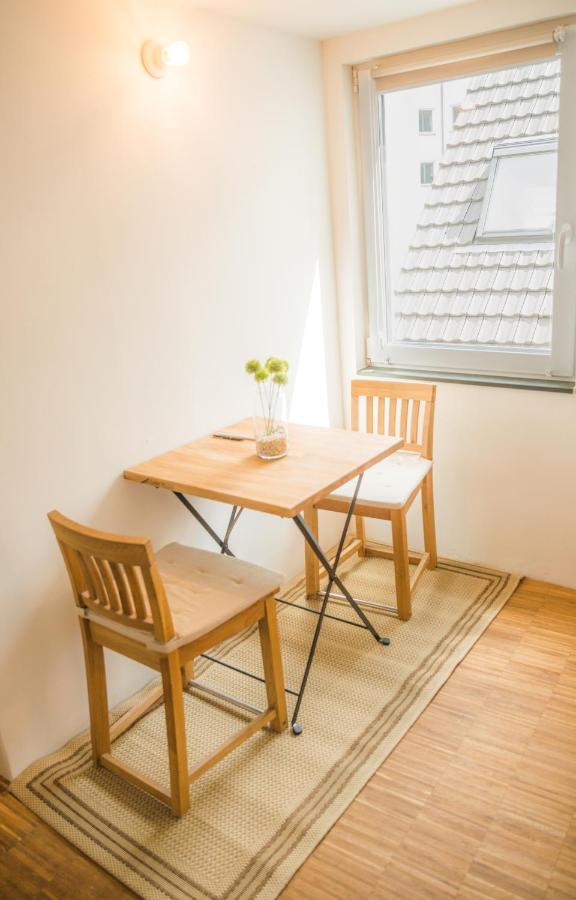 Altstadt Apartment Centralissimo Dusseldorf Bagian luar foto