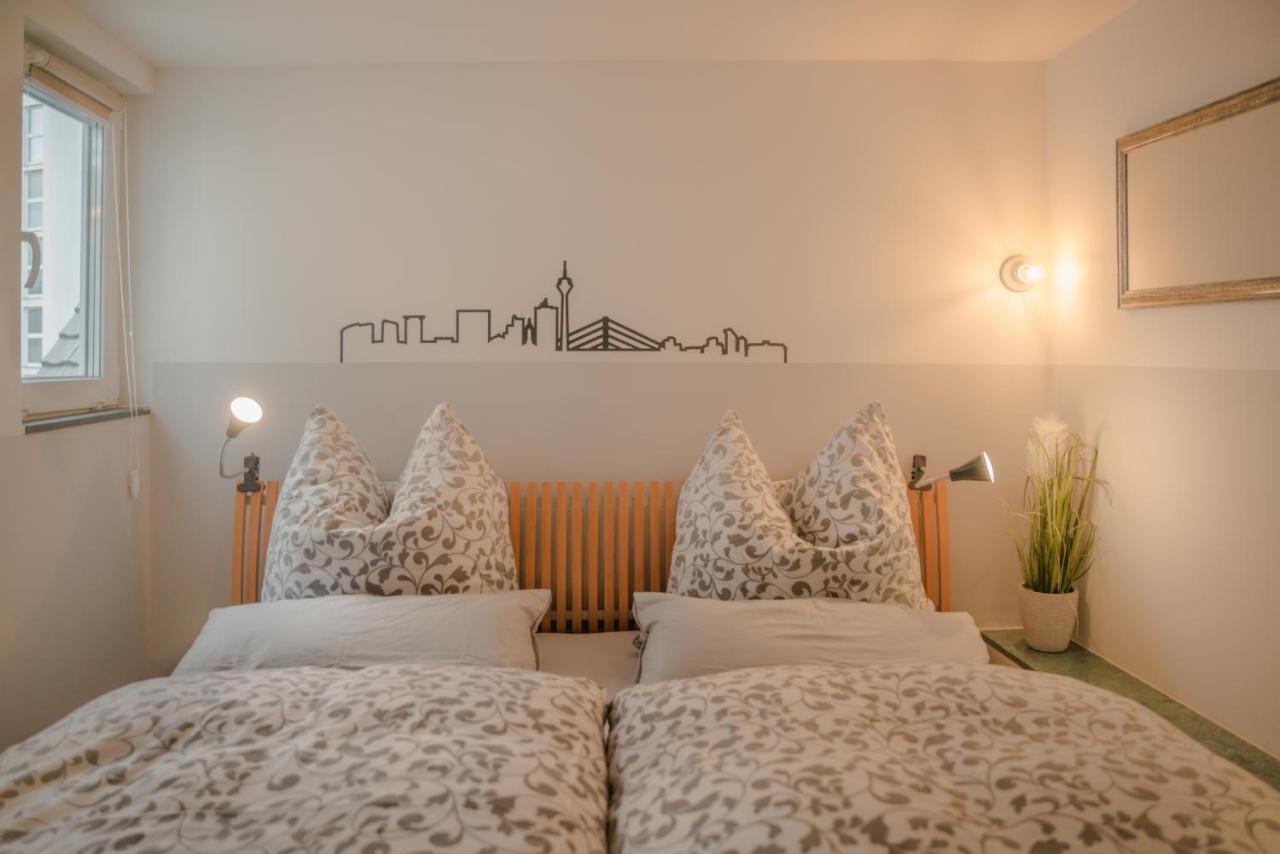 Altstadt Apartment Centralissimo Dusseldorf Bagian luar foto