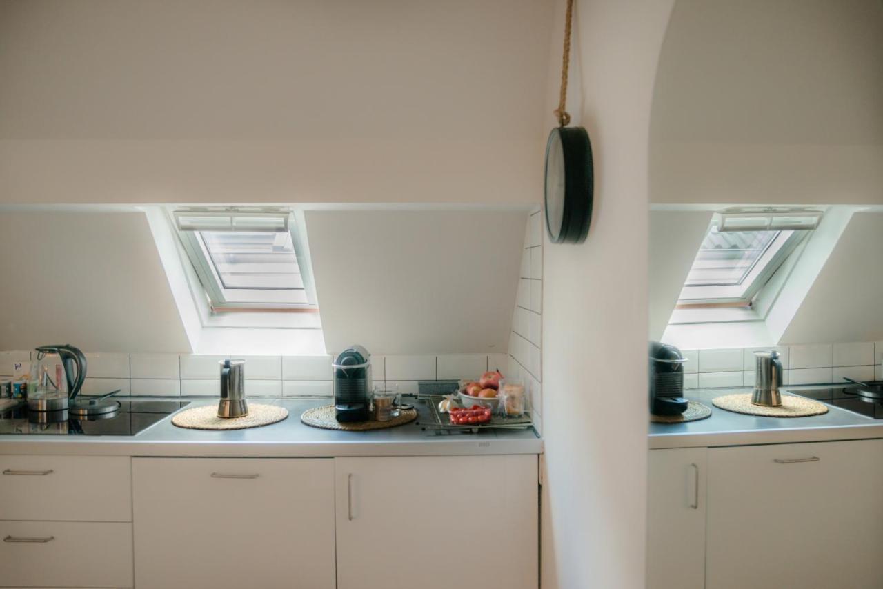 Altstadt Apartment Centralissimo Dusseldorf Bagian luar foto