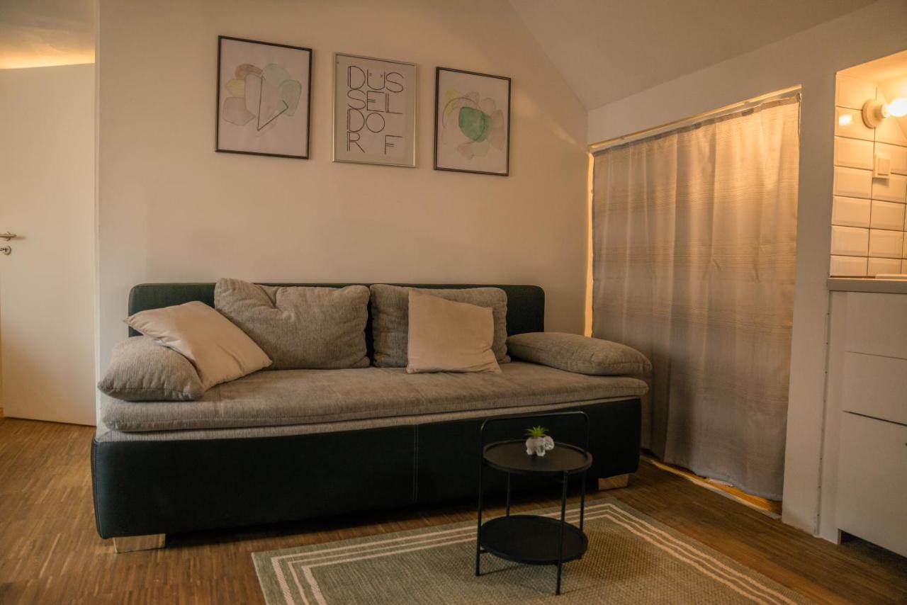 Altstadt Apartment Centralissimo Dusseldorf Bagian luar foto