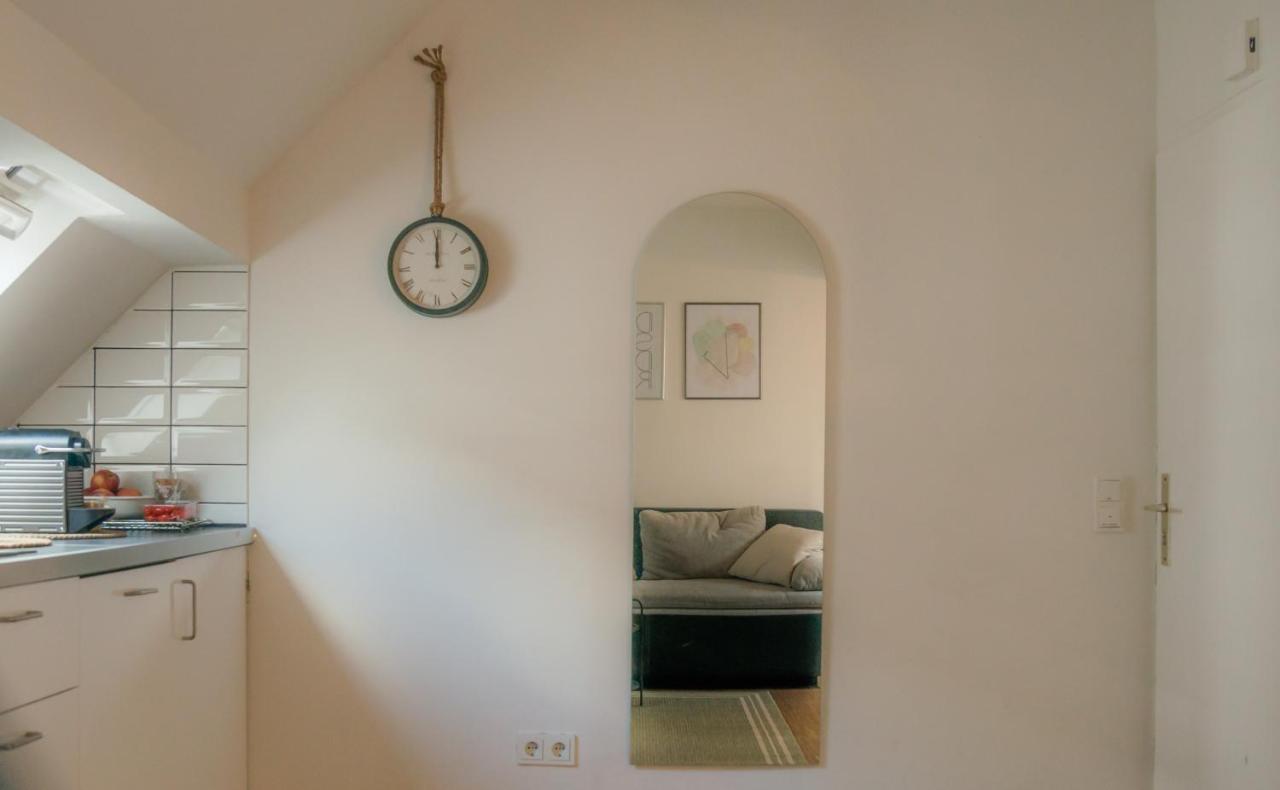 Altstadt Apartment Centralissimo Dusseldorf Bagian luar foto