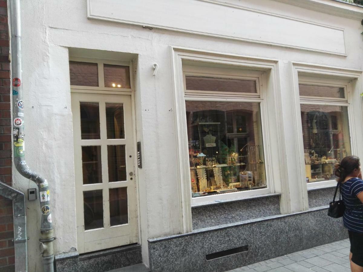 Altstadt Apartment Centralissimo Dusseldorf Bagian luar foto